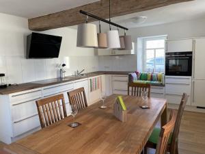 Η κουζίνα ή μικρή κουζίνα στο Holiday home 1820 Comfortable holiday residence