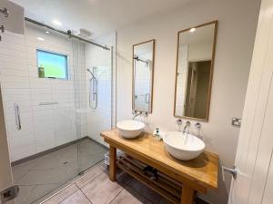 Koupelna v ubytování The Barn + 8 fotografií