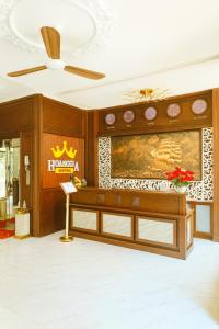Лобби или стойка регистрации в Hoàng Gia Đông Anh Hotel