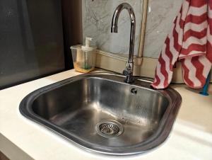 Imagine din galeria proprietății Stylish 3BR Skandinavia Tangcity Apt Max 12 Guests în Karawaci