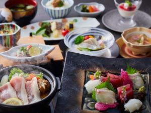 Comida en el ryokan o alrededores 110 fotos más