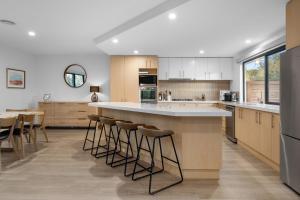 Køkken eller tekøkken på Captains Quarters