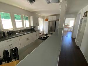 Kuchyň nebo kuchyňský kout v ubytování Casa Cabrillo + 27 fotografií