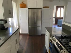 Kuchyň nebo kuchyňský kout v ubytování Casa Cabrillo