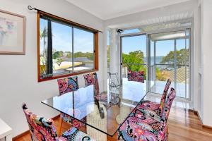 Χώρος καθιστικού στο Wangi Point Escape +21 φωτογραφίες