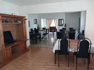 TV/trung tâm giải trí tại Moshitametsi Guesthouse