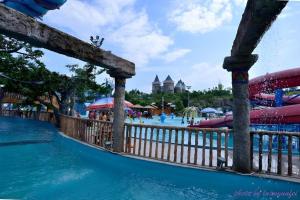 Bazén v ubytování IU Hotels·Nanning Zoo Metro Station RT-Mart nebo v jeho okolí