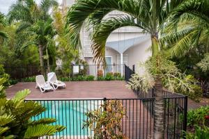 Бассейн в Splendeur Sur La Mer - Two Bedroom или поблизости