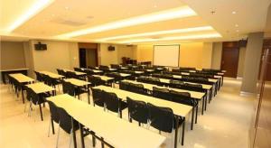 Konferenční prostory v ubytování Echarm Hotel Chengdu Pidu Comprehensive Bonded Zone BOE + 43 fotografií