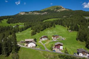 Fotografia z galérie ubytovania Apartments La Mana v destinácii Santa Cristina in Val Gardena