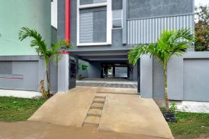 Fotografie z fotogalerie ubytování Super Townhouse Oak Nagaram Lake Hyderabad v destinaci Maula Ali + 22 fotografií