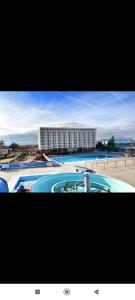 Πισίνα στο ή κοντά στο Apartman Mila