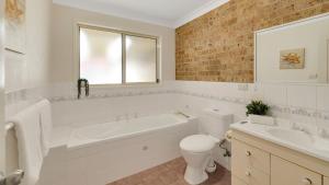 Phòng tắm tại The Coastal Corner +20 ảnh