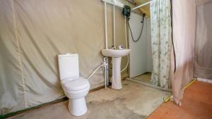 Ένα μπάνιο στο Glamping in the sky +108 φωτογραφίες