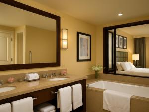 Ảnh trong thư viện ảnh của The Westin Kāʻanapali Ocean Resort Villas-Ocean Front STUDIO VILLA ở Lahaina