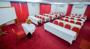 Οι επιχειρηματικές εγκαταστάσεις ή/και οι αίθουσες συνεδριάσεων στο Hotel De Crystal Crown