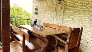 Μπαλκόνι ή βεράντα στο Villa Ruby beachfront by Villas Guide