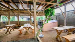 Φωτογραφία από το άλμπουμ του Glamping in the sky σε Σιγκιρίγια