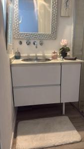 Koupelna v ubytování New Garden + 52 fotografií