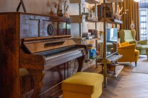 Η κουζίνα ή μικρή κουζίνα στο Passage - Spacious Suite in Historic Centre