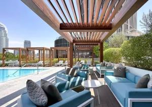 Bassein majutusasutuses Burj & Fountain View NYE Luxe Fireworks Stay või selle lähedal