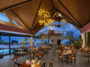 Restaurace v ubytování Hotel Niagara Parapat