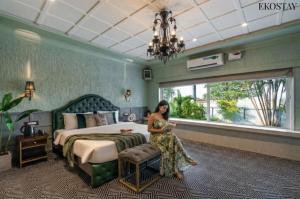 Postel nebo postele na pokoji v ubytování EKOSTAY Luxe - CASABLANCA VILLA