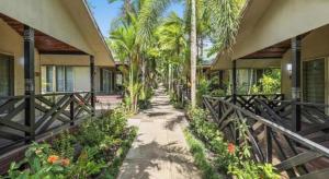 Un jardín fuera de Orator Hotel