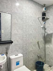 Et badeværelse på Los Glomos RestHub