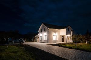 Bygningen som villaen ligger i