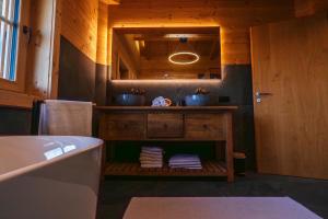 Ένα μπάνιο στο Mountain Lodge Stummerberg +70 φωτογραφίες