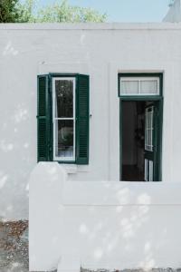 Fotografie z fotogalerie ubytování Cypress Cottage at 80 Donkin v destinaci Graaff-Reinet