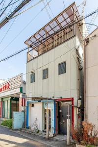 Bygningen som feriehuset ligger i