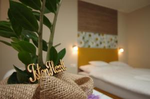 Posteľ alebo postele v izbe v ubytovaní Mosoly Deluxe Apartman