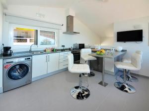 Gallery image of Calheta 25 in Luz