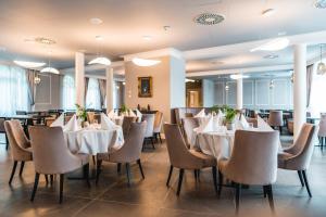 Restaurace v ubytování Hotel SEN