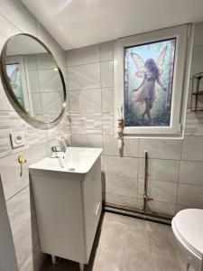 Phòng tắm tại Le Cabanon des Fées, féérique et authentique +40 ảnh