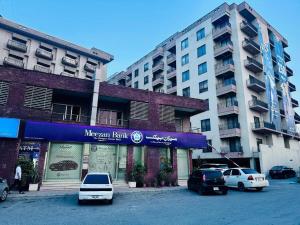 Το κτήριο όπου στεγάζεται  το διαμέρισμα