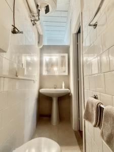 Koupelna v ubytování L'ENCANTO DE LUNA -Una Casa Autentica Comacchiese
