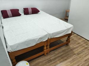 Postel nebo postele na pokoji v ubytování MR Lodge