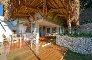 Galería fotográfica de Spectacular view overlooking the famous Boracay white beach ! en Boracay 10 fotos más