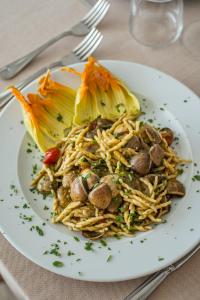 Đồ ăn tại/gần khách sạn