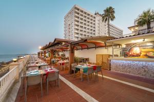 Nespecifikovaný výhled na moře nebo výhled na moře při pohledu z hotelu