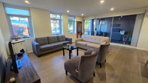 Χώρος καθιστικού στο Room in Footscray