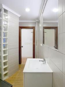 Et badeværelse på Edificio La Biznaga PQ