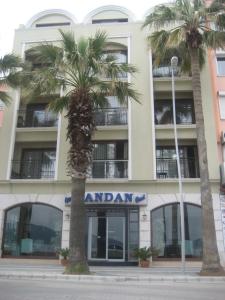 Galeriebild der Unterkunft Candan Beach Hotel in Marmaris