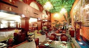 Restaurace v ubytování Quanzhou Hotel