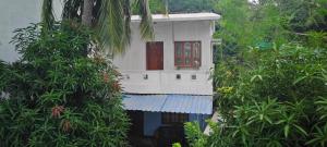 En have udenfor AjsHOME + 3 billeder