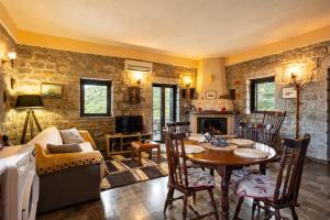 Гостиная зона в Taenarioum antico