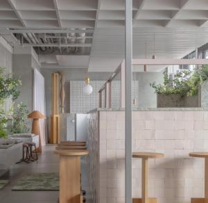 Η κουζίνα ή μικρή κουζίνα στο Locke at East Side Gallery +9 φωτογραφίες